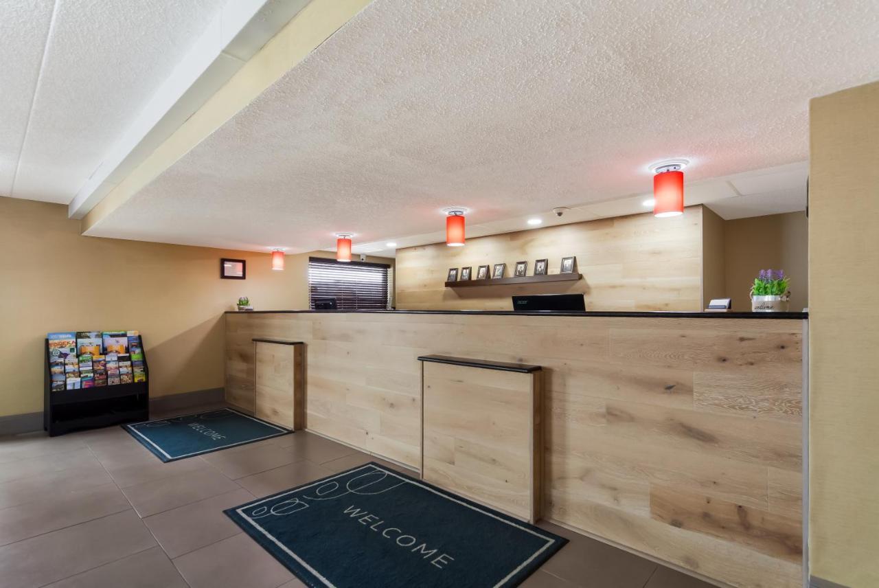 Wingate By Wyndham Lincoln Airport East Otel Dış mekan fotoğraf