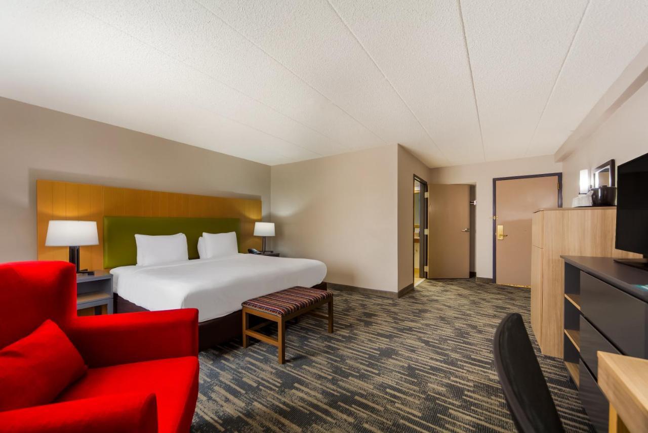 Wingate By Wyndham Lincoln Airport East Otel Dış mekan fotoğraf