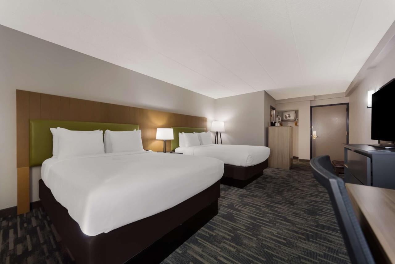 Wingate By Wyndham Lincoln Airport East Otel Dış mekan fotoğraf