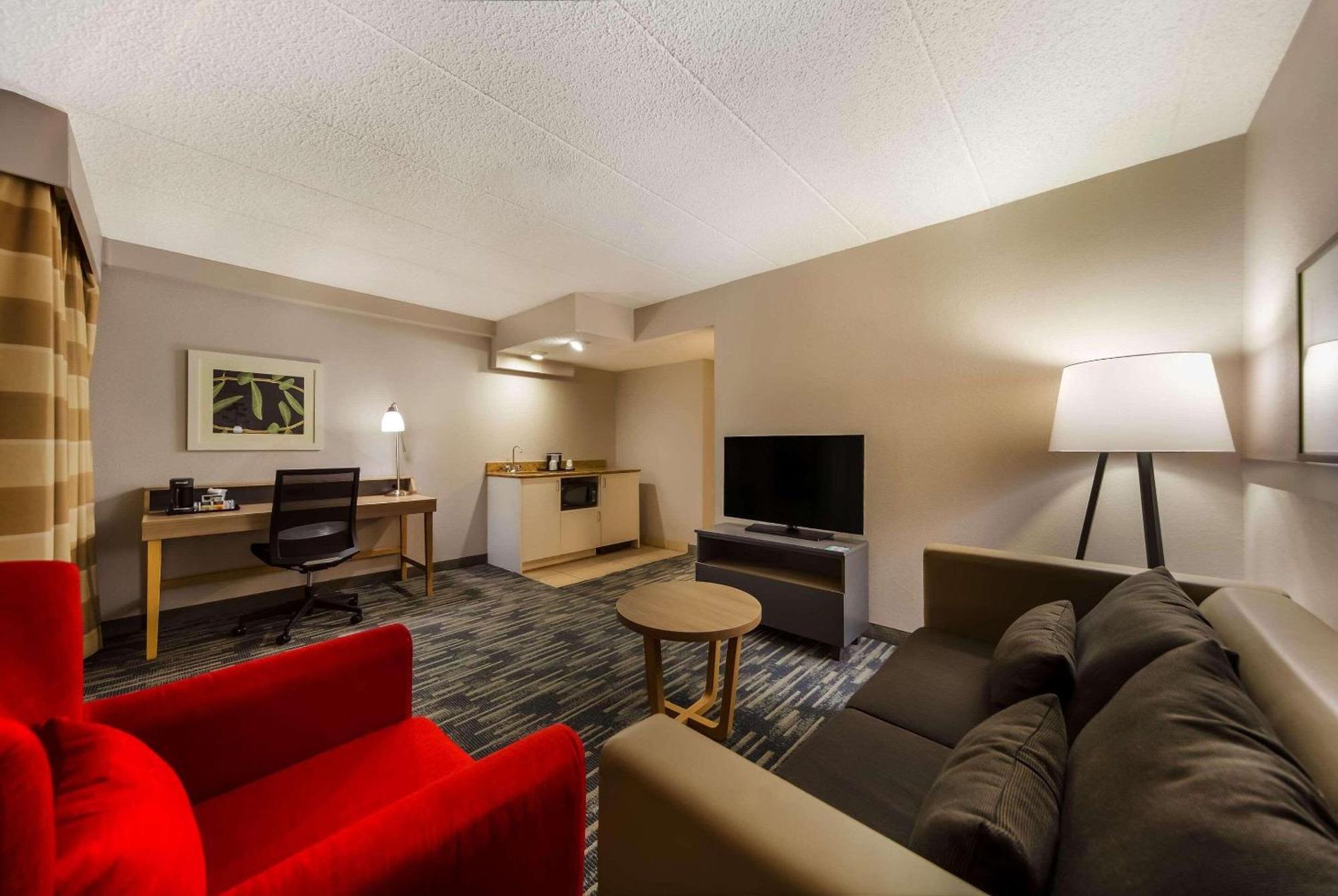 Wingate By Wyndham Lincoln Airport East Otel Dış mekan fotoğraf