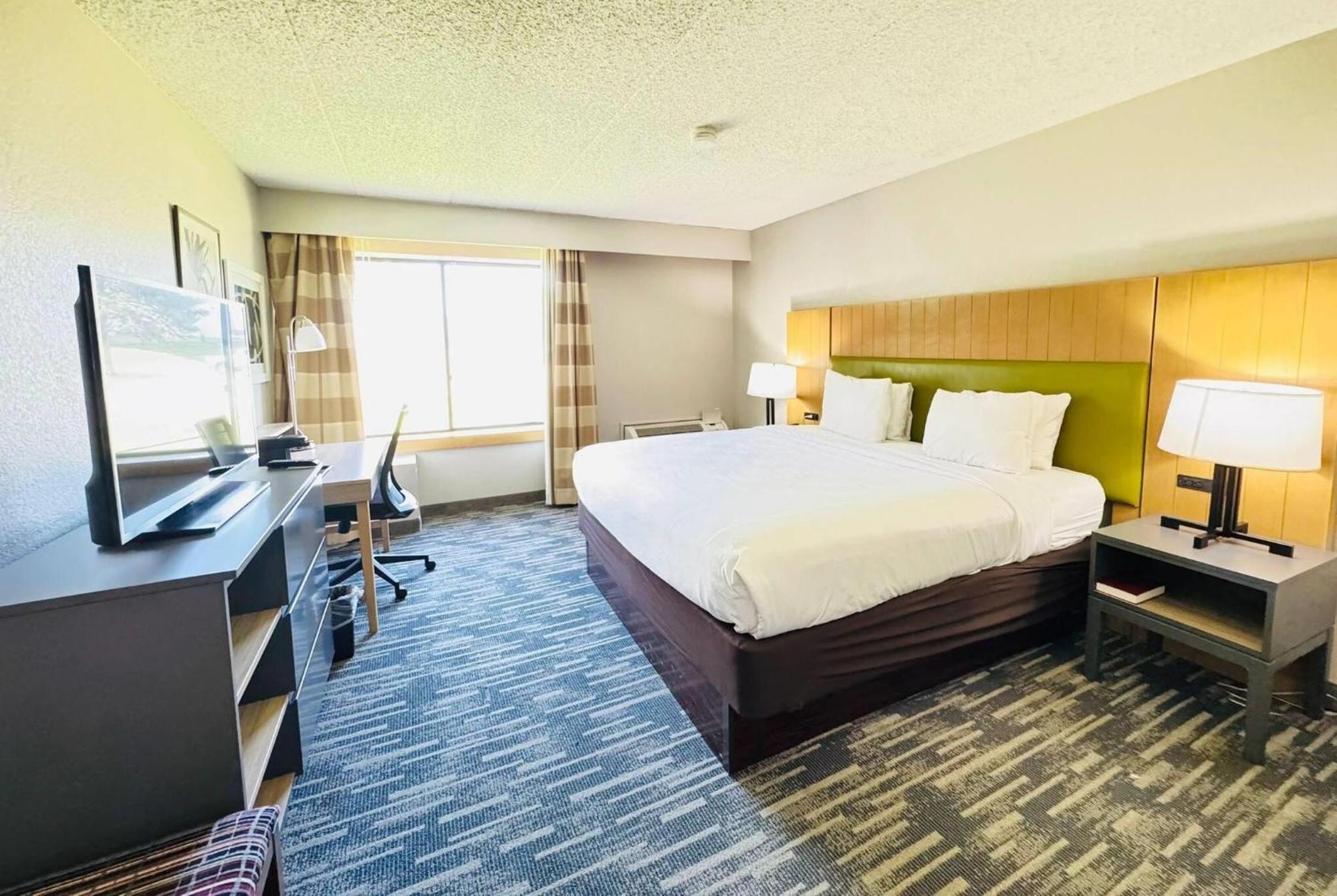 Wingate By Wyndham Lincoln Airport East Otel Dış mekan fotoğraf